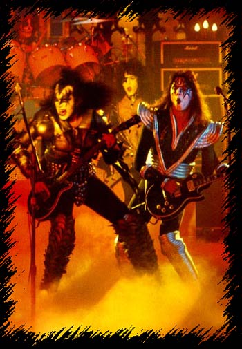 kiss76live.jpg