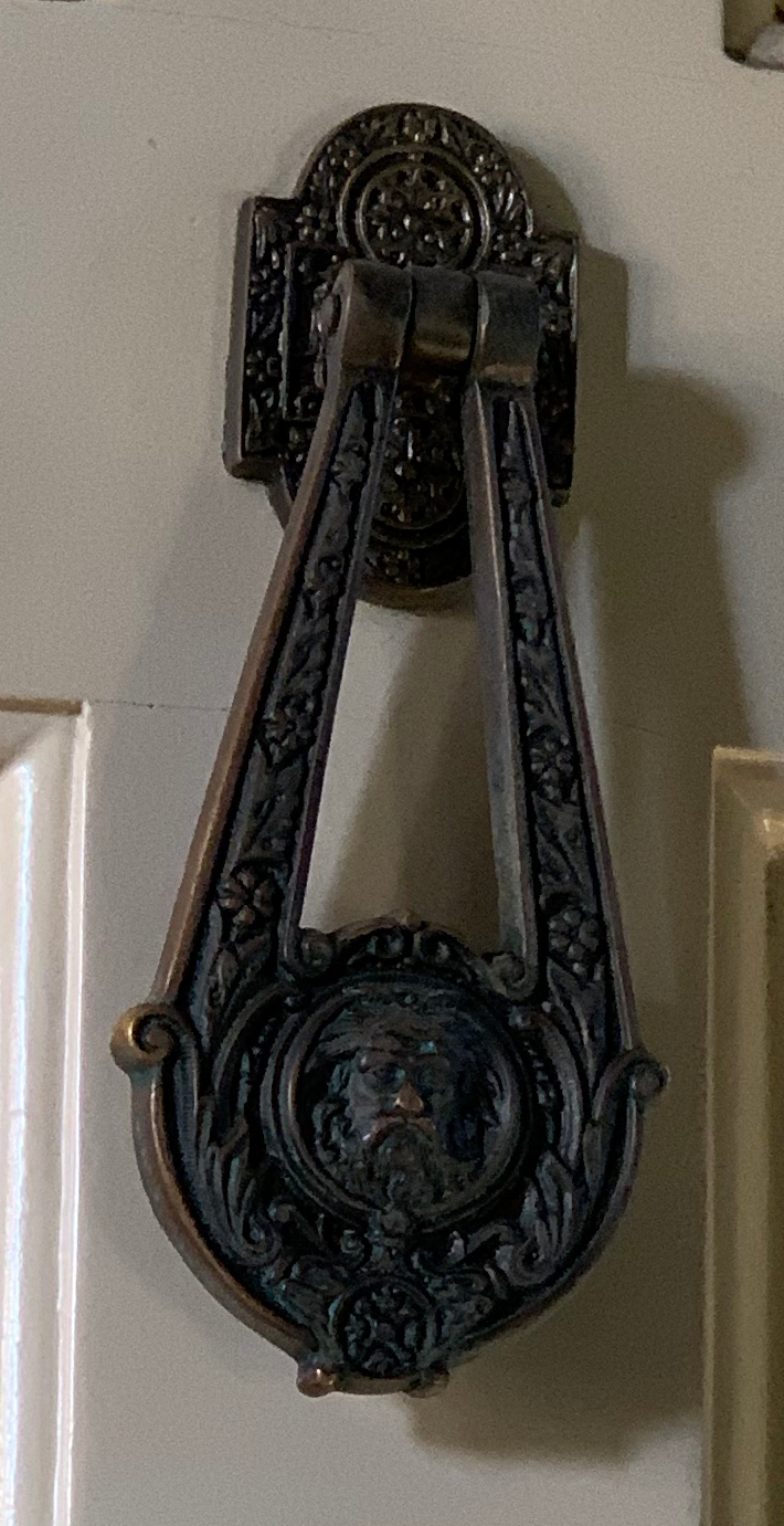 knocker.jpg