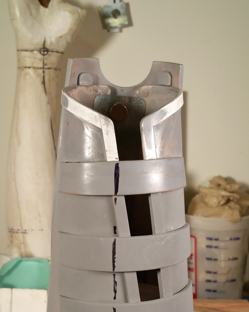 kota_vambraces403.png