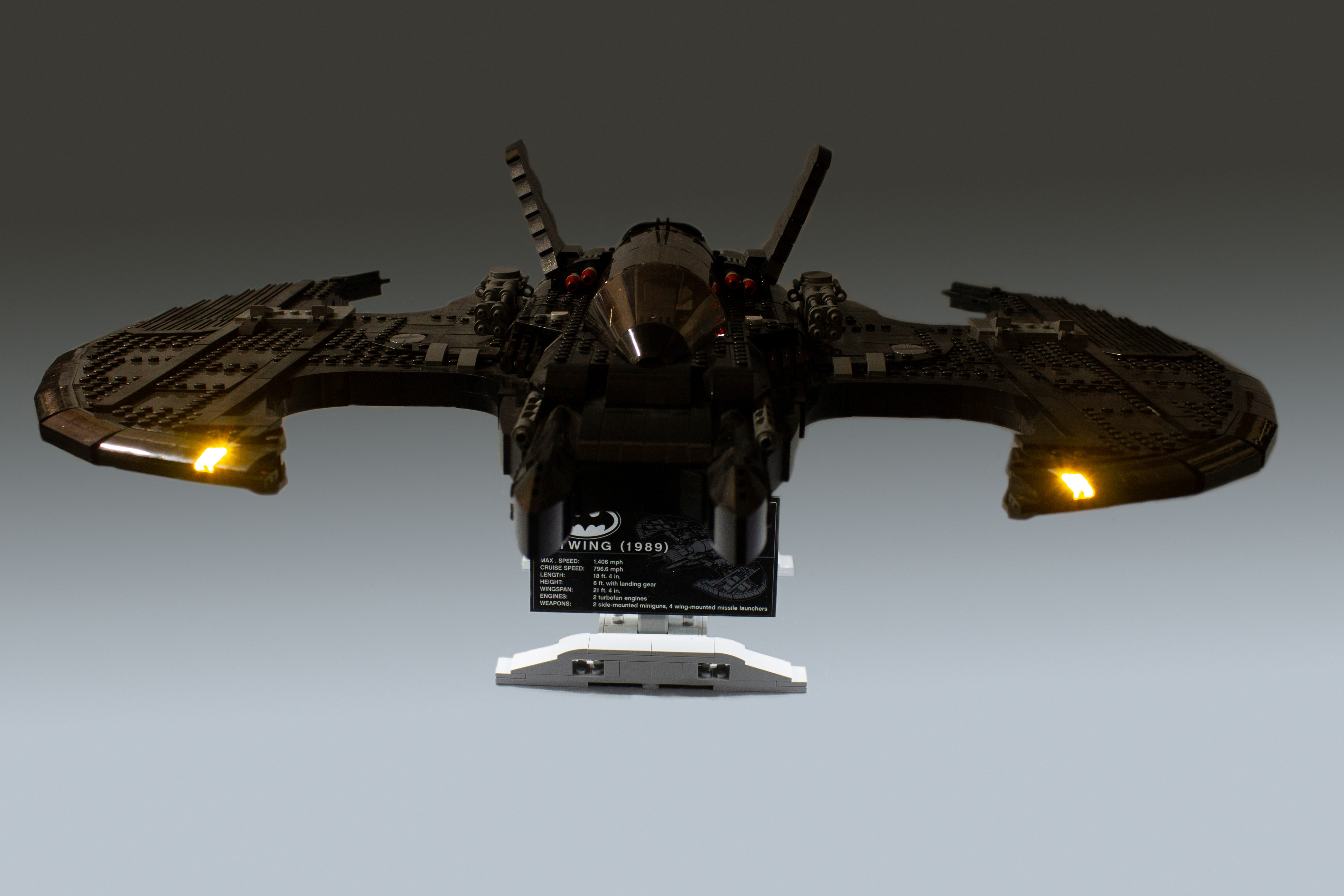 L-BW-04.jpg