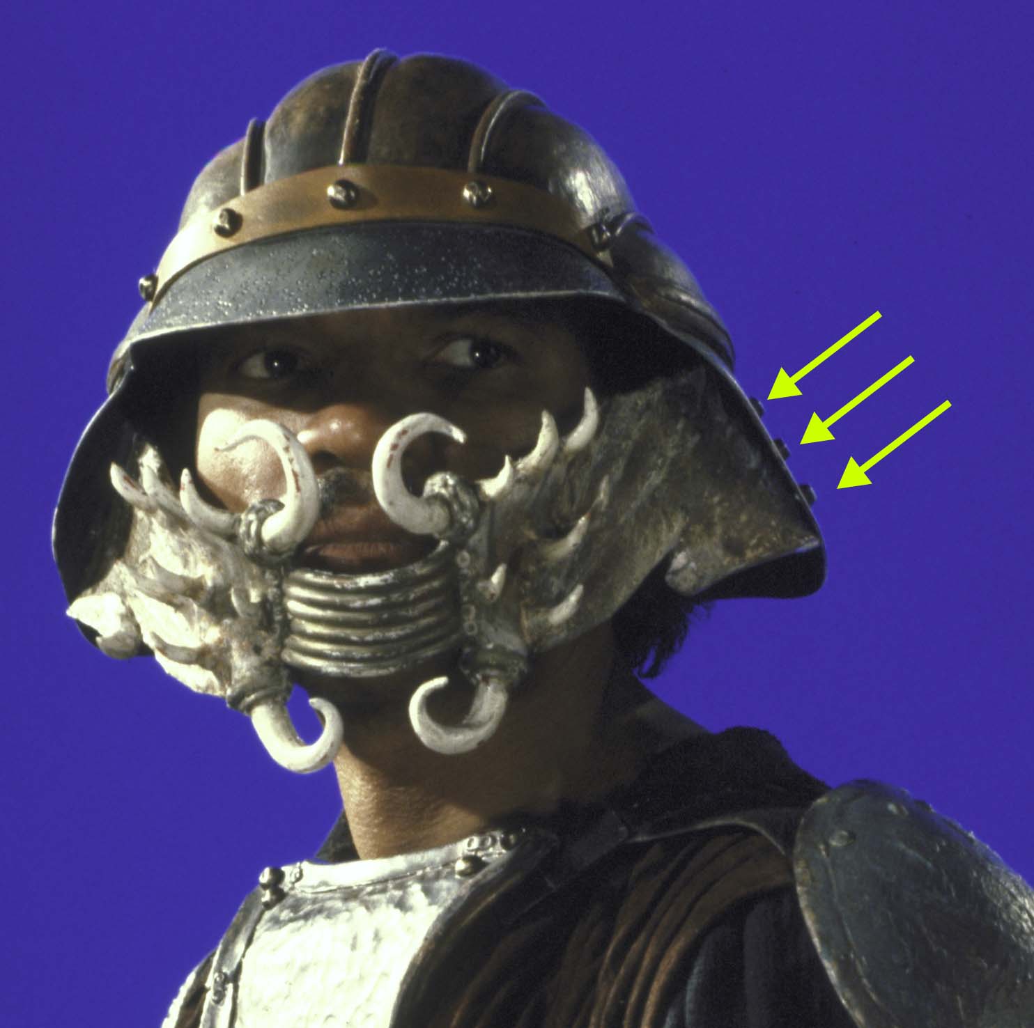 Lando_Helmet.jpg