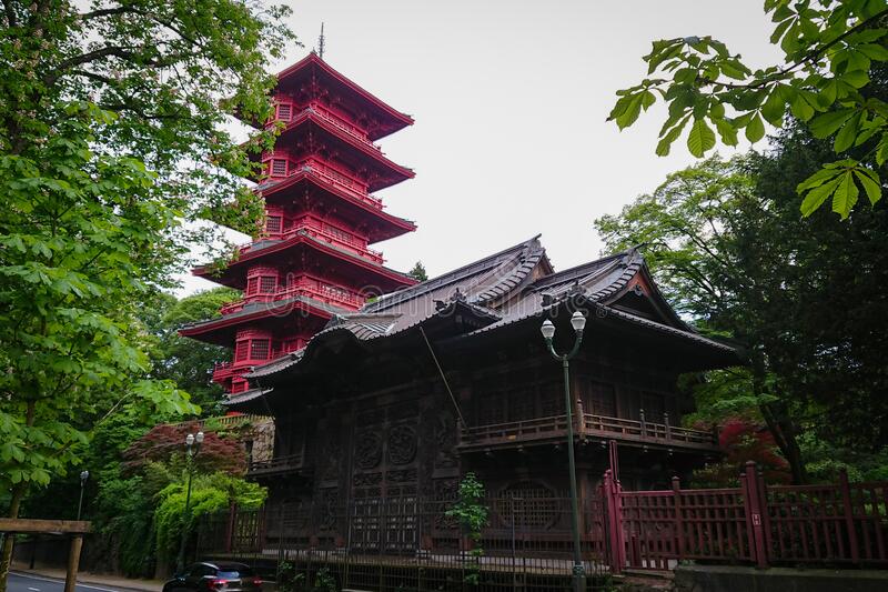 lgium-may-view-japanese-tower-royal-park-197179239.jpg