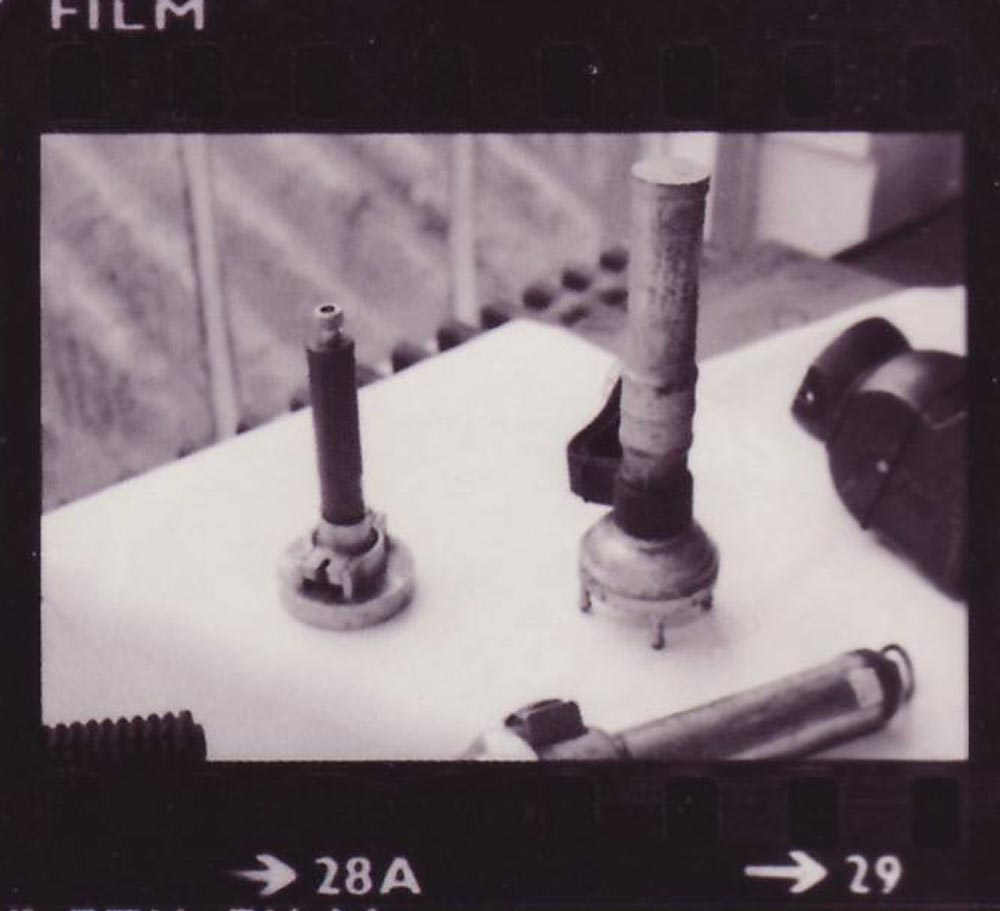 LIGHTSABER - Making of Star Wars - Elstree Studios laser-swords prototypes - 04.jpg