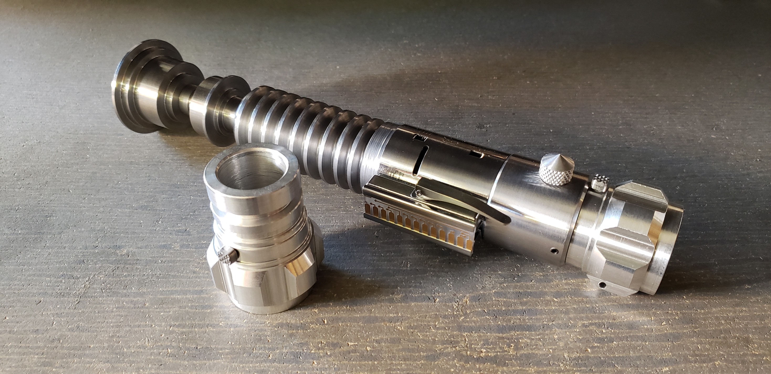 LIGHTSABER - ROMAN PROPS - LUKE V2 - STEEL - 006 - PROTOTYPE.jpg