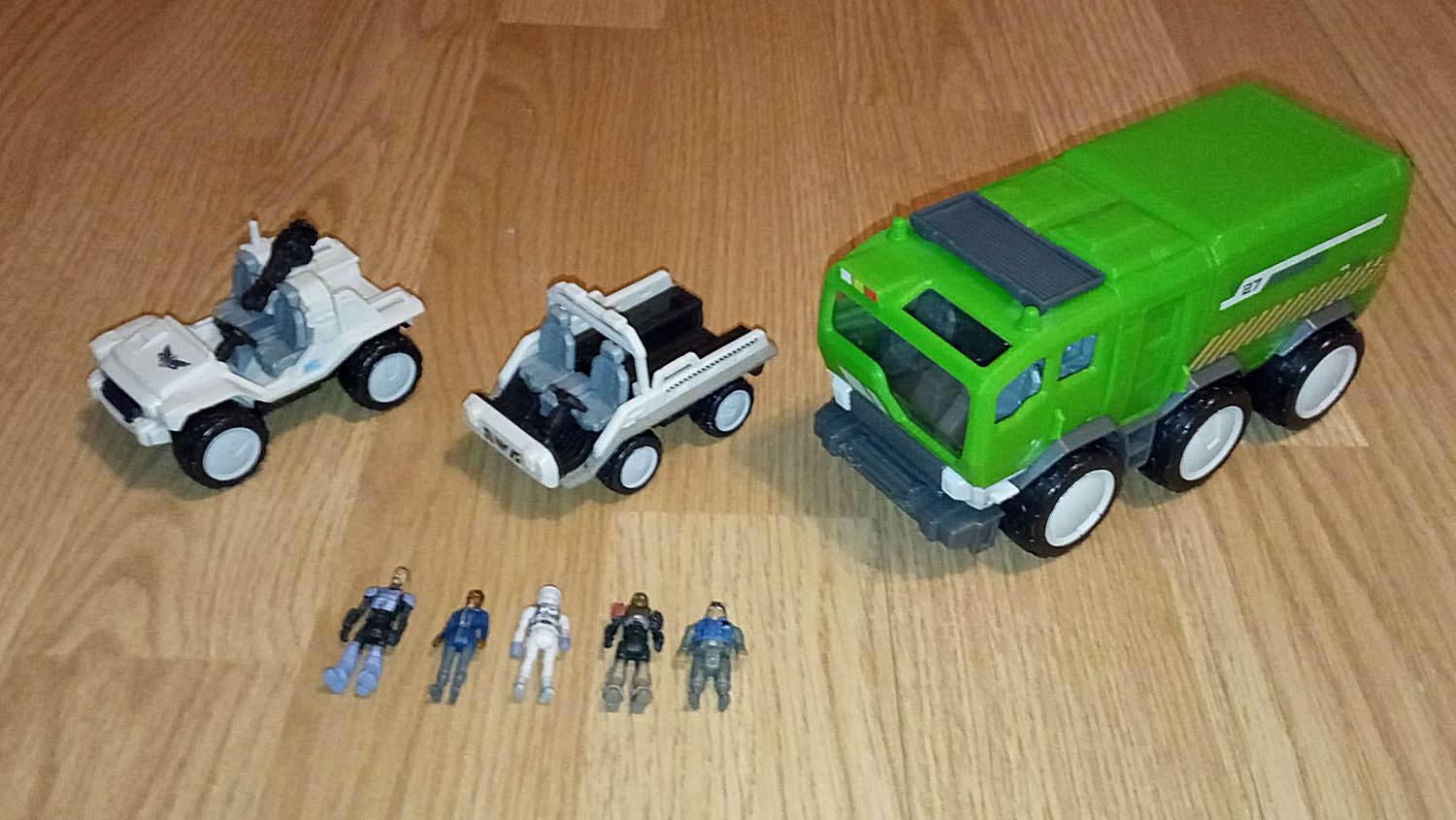 Lightyear vehicles 04.jpg