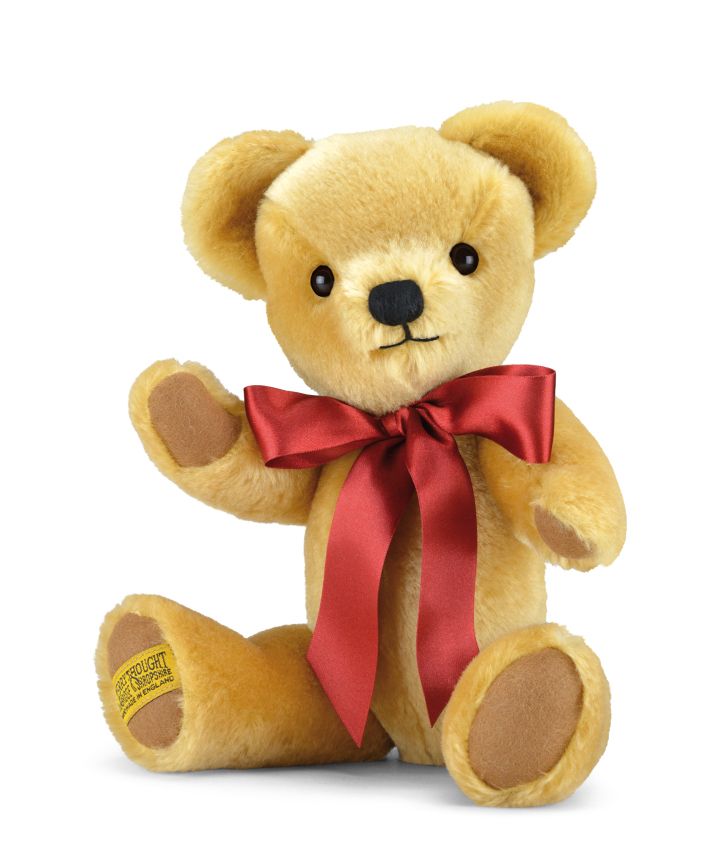 london-gold-14inch-sitting-web.jpg