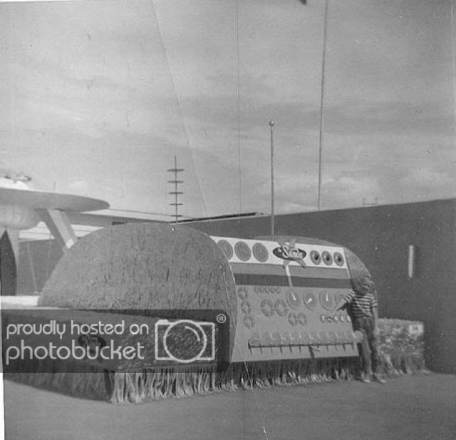 LynPederson1956HelldoradoFloat.jpg