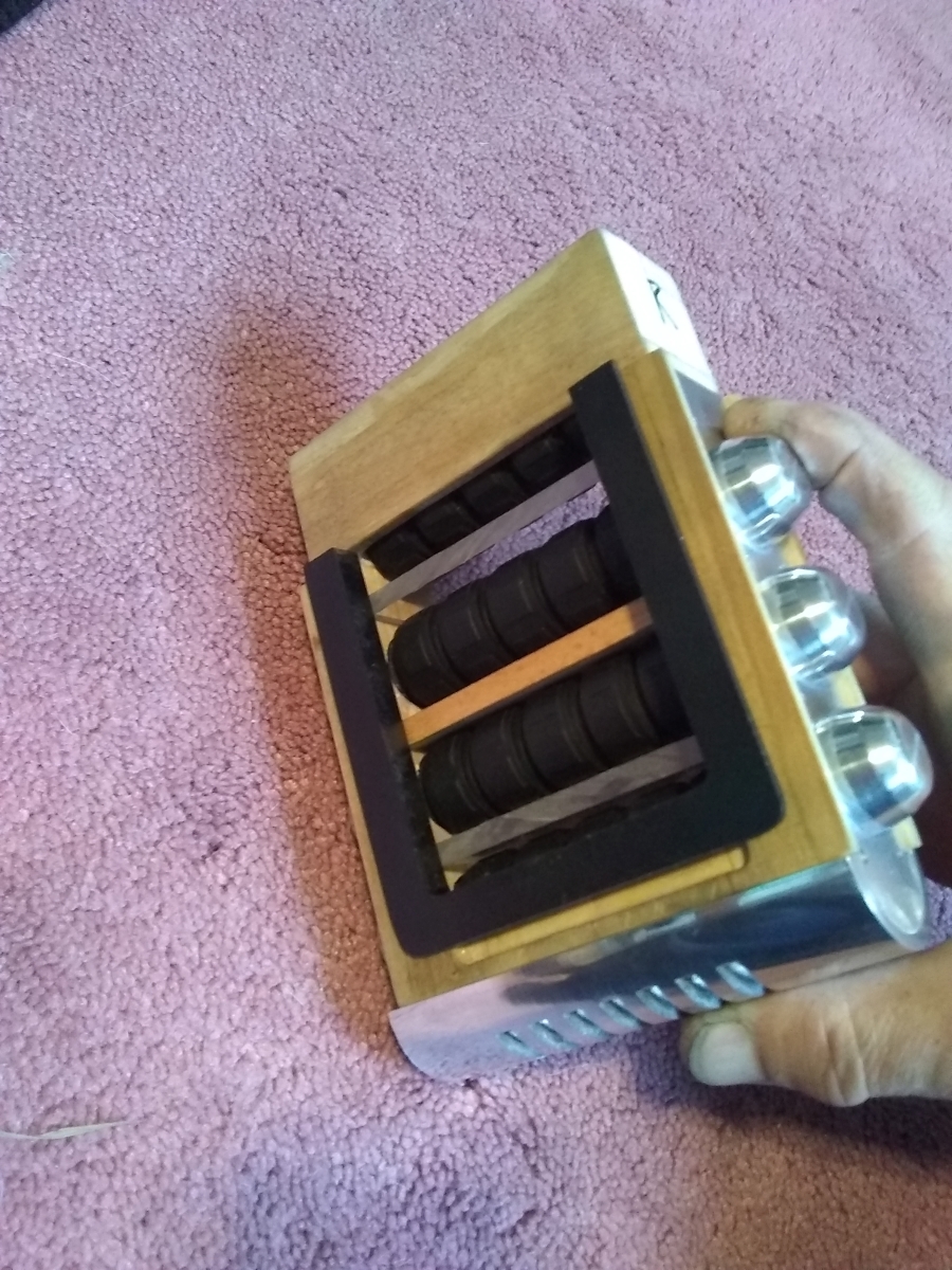 mag32.jpg