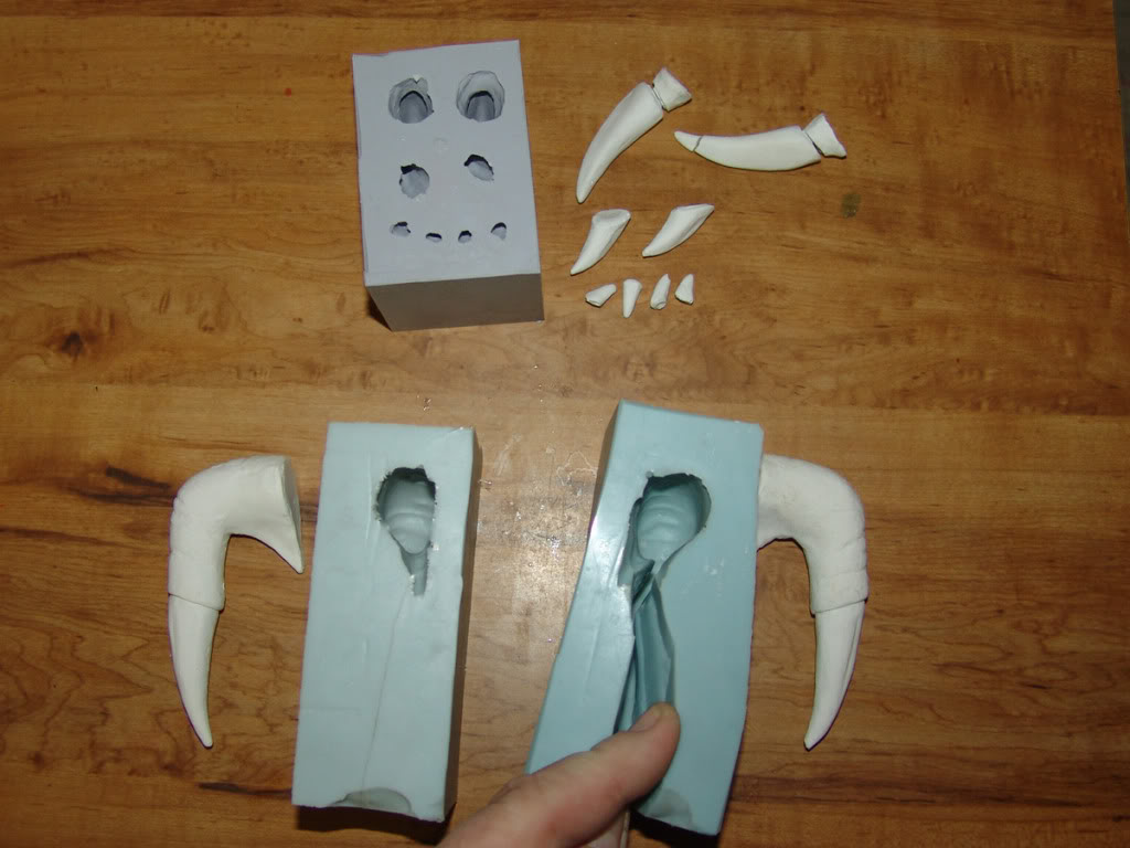 MaskSculpture050.jpg