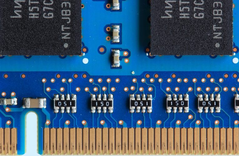 MaxPixel.freegreatpicture.com-Module-Circuit-Memory-Apple-Pcb-Board-Book-Mac-1367032-766x500.jpg