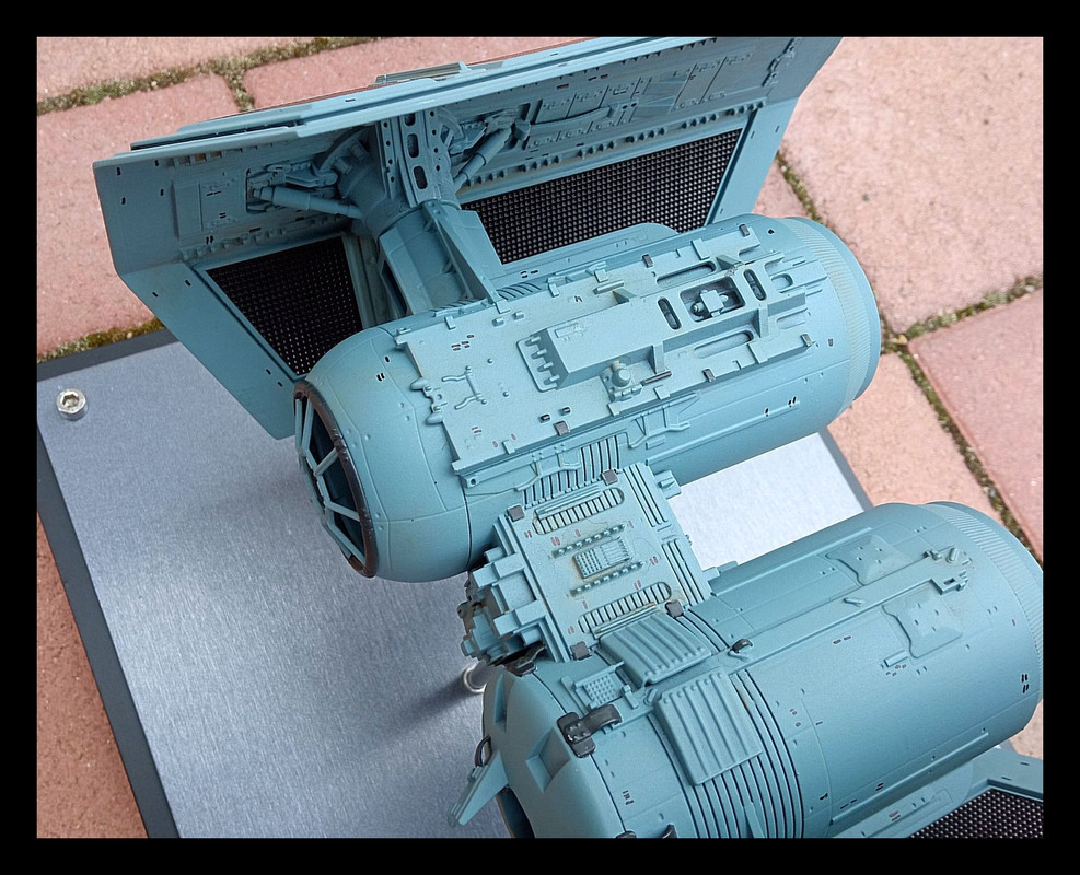 Maxx-Replicas-TIE-Bomber-39.jpg