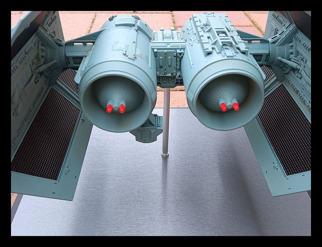 Maxx-Replicas-TIE-Bomber-42.jpg