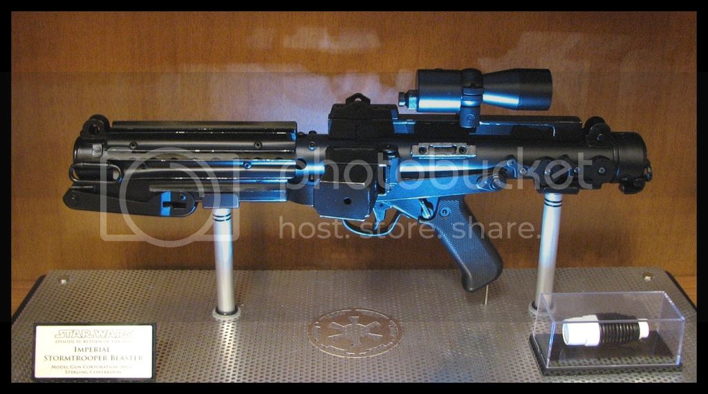 MGC%20ROTJ%20Stormtrooper%20blaster%2048.jpg