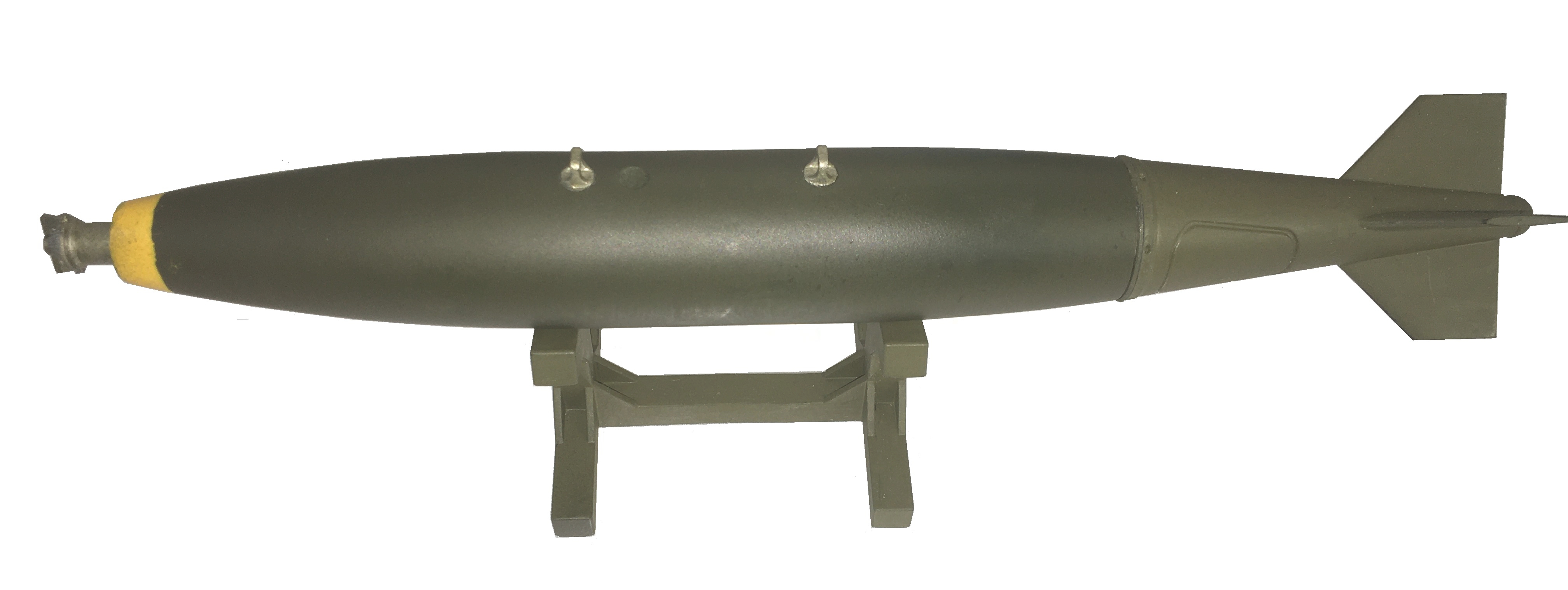 Mk 82 500 pound bomb with slick fin assembly.jpg