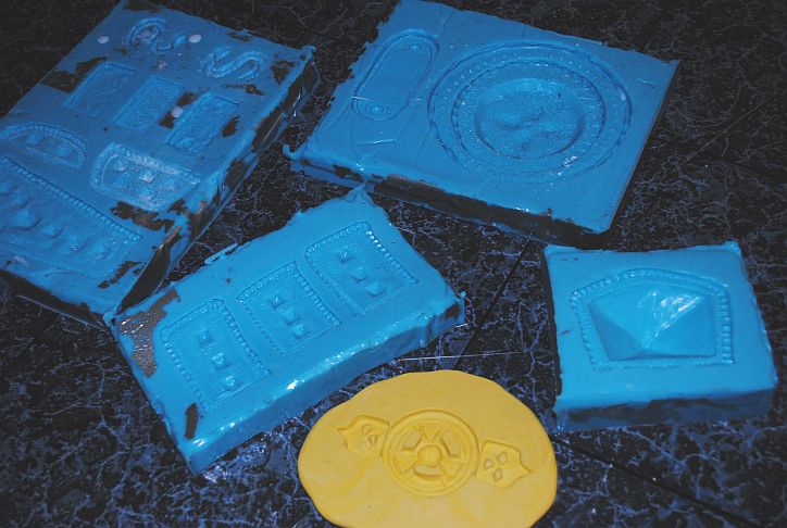 molds.jpg