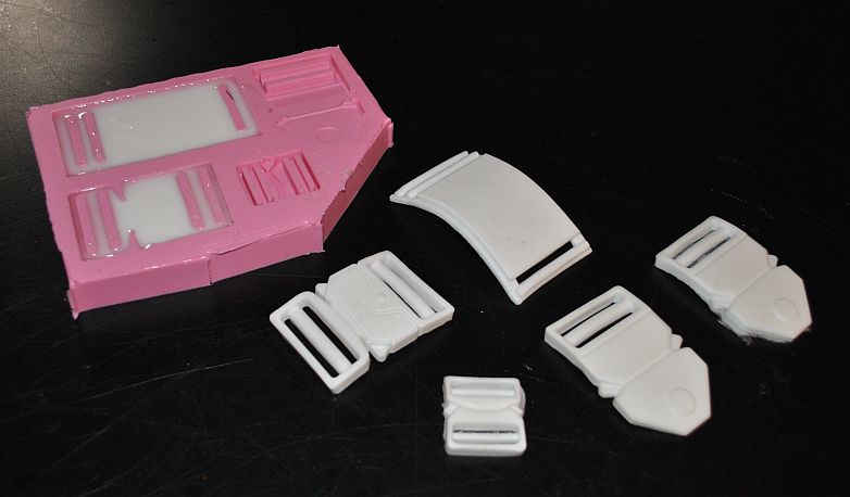 n-monkey-buckles-2-1.jpg