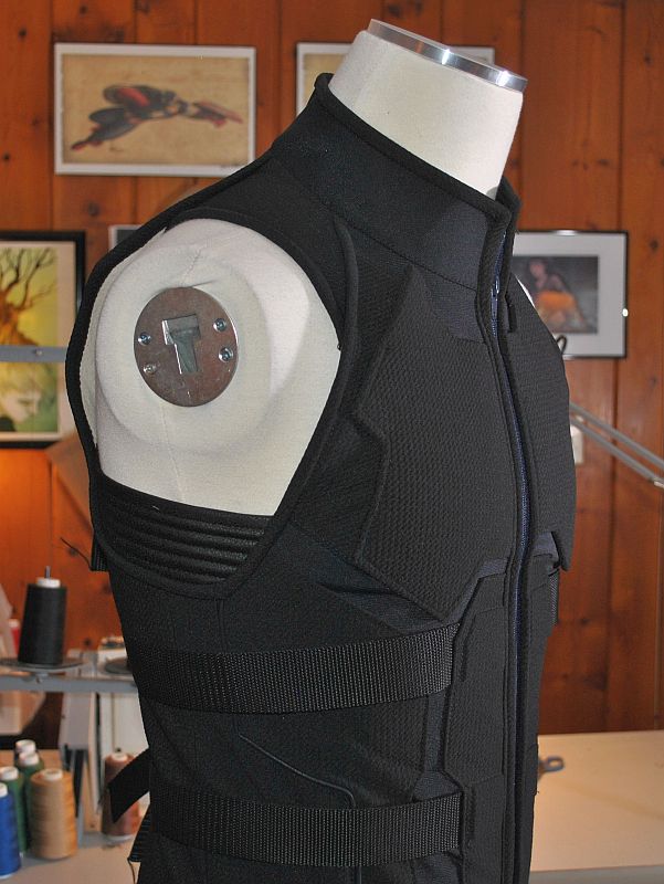 n-monkey-vest-6.jpg