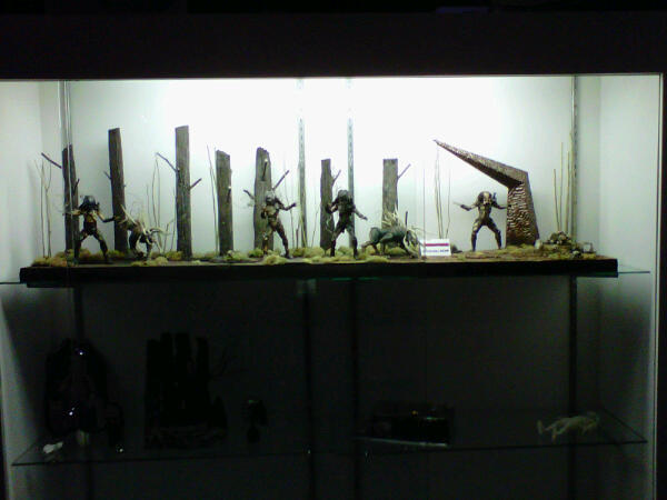 neca_die.jpg