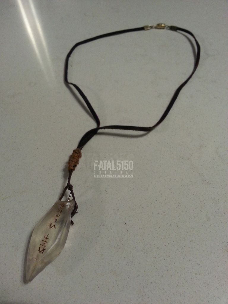 Jyn kyber crystal necklace outlet