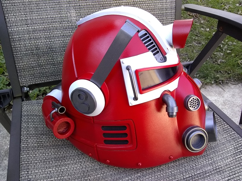 nuka world helmet 2.jpg