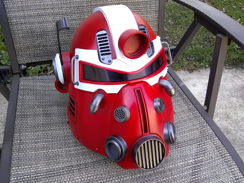 nuka world helmet.jpg