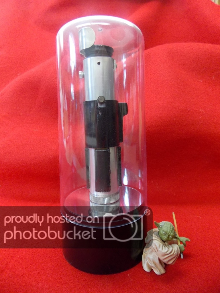 Original%20VD%20Yoda%20Saber%201_zps1qkgnt6x.jpg