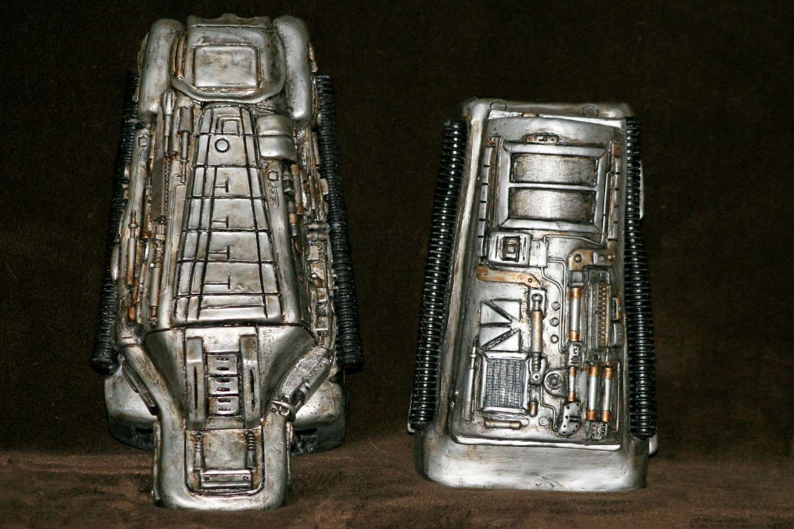 P1_gauntlets_350.jpg