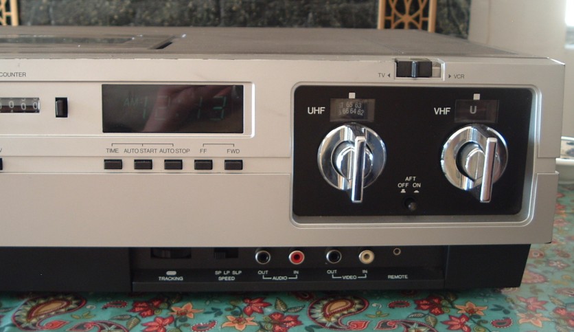 panasonicomnivisionvhsvcrmodelpv-1265_3.jpg