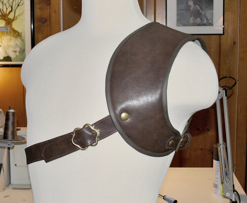 pauldron-10.jpg