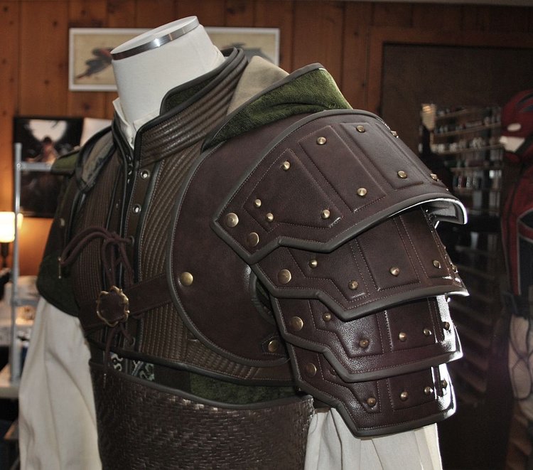 pauldron-33.jpg