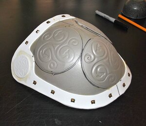 pauldron-4.jpg