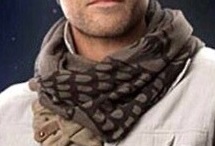 poe_scarf_foto_bg.jpg