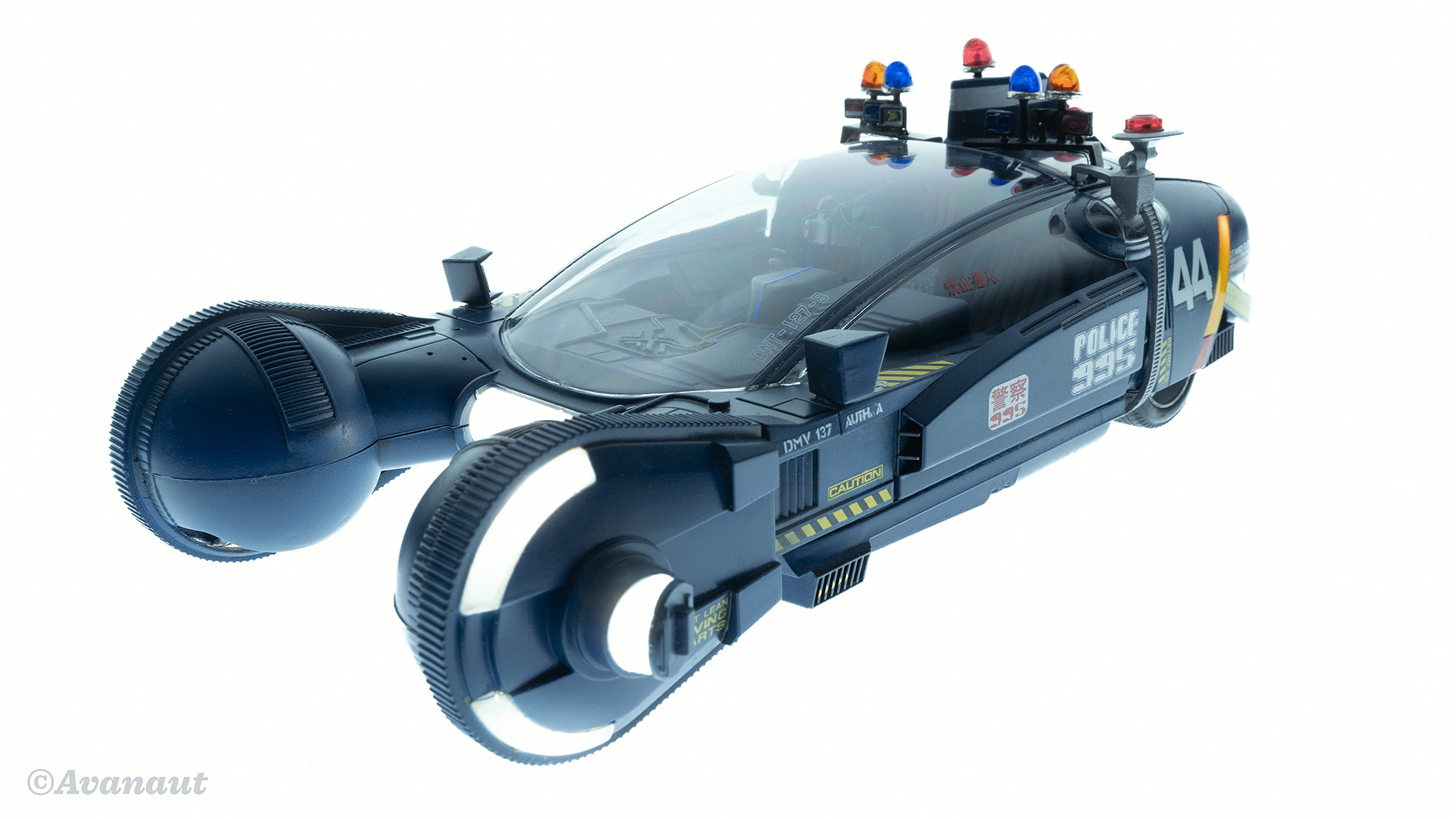 Police Spinner on White 1.jpg