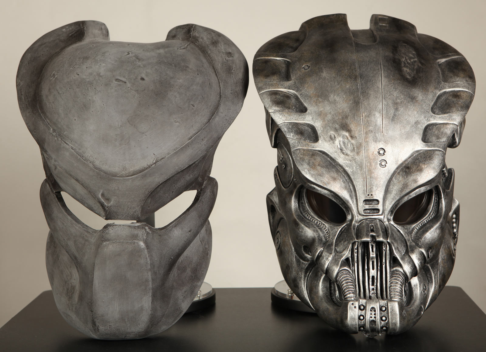 predator-mask-guardian-vs-original.jpg
