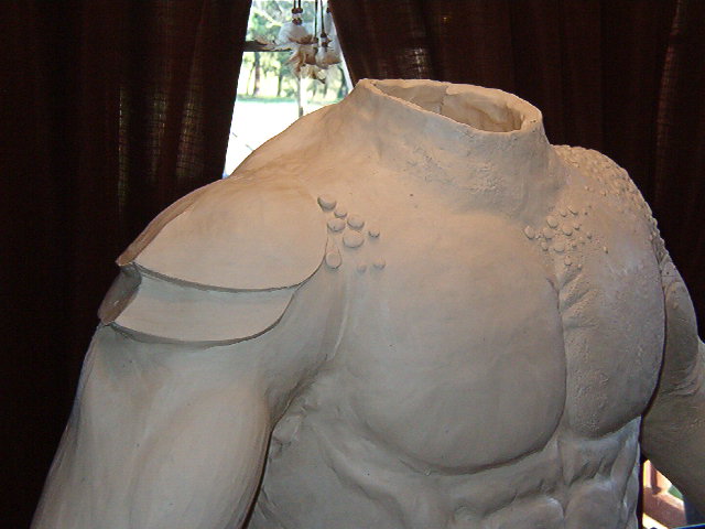 predator torso 011.jpg