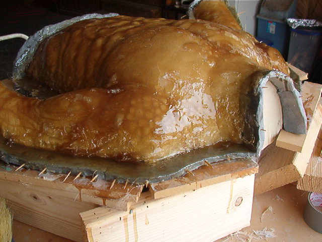 Predator torso in fiberglass 004.jpg