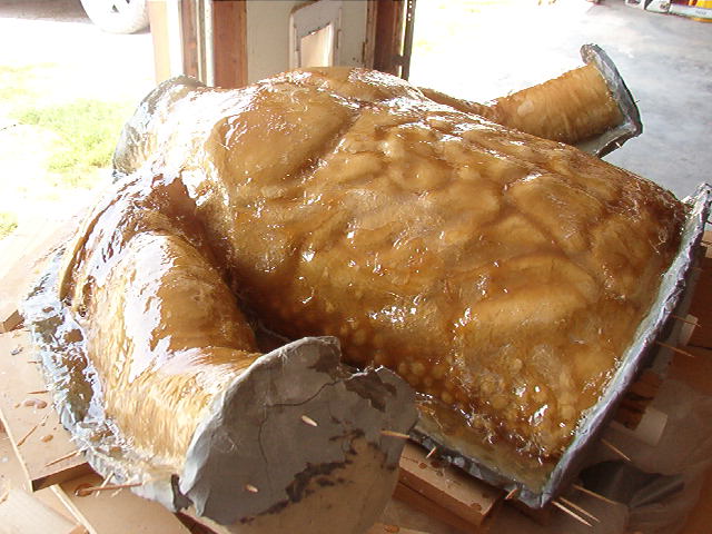 Predator torso in fiberglass 005.jpg