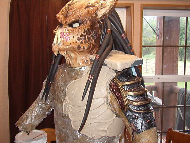 Predator torso in fiberglass 022.jpg