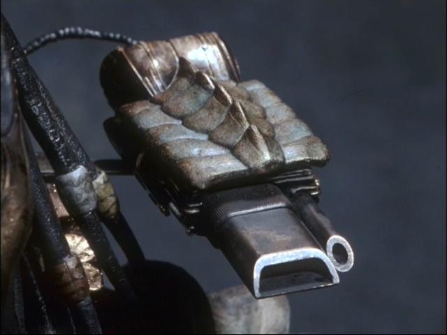 predator_2_disc2-48.jpg