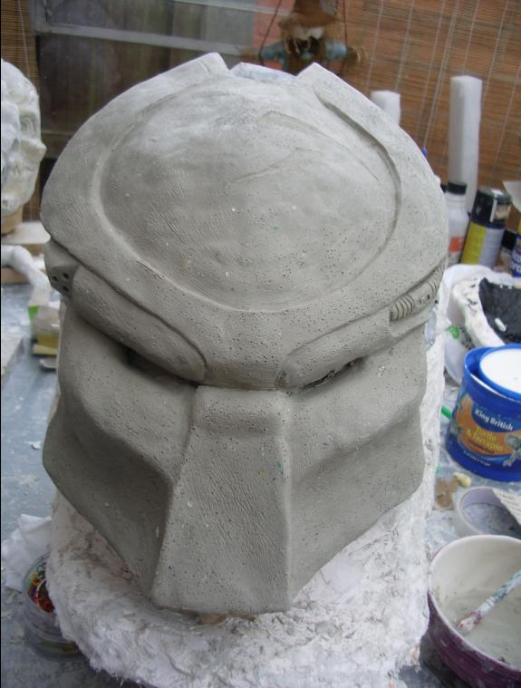 PREDATOR_Sculpture__s_10_by_purplenothing.jpg