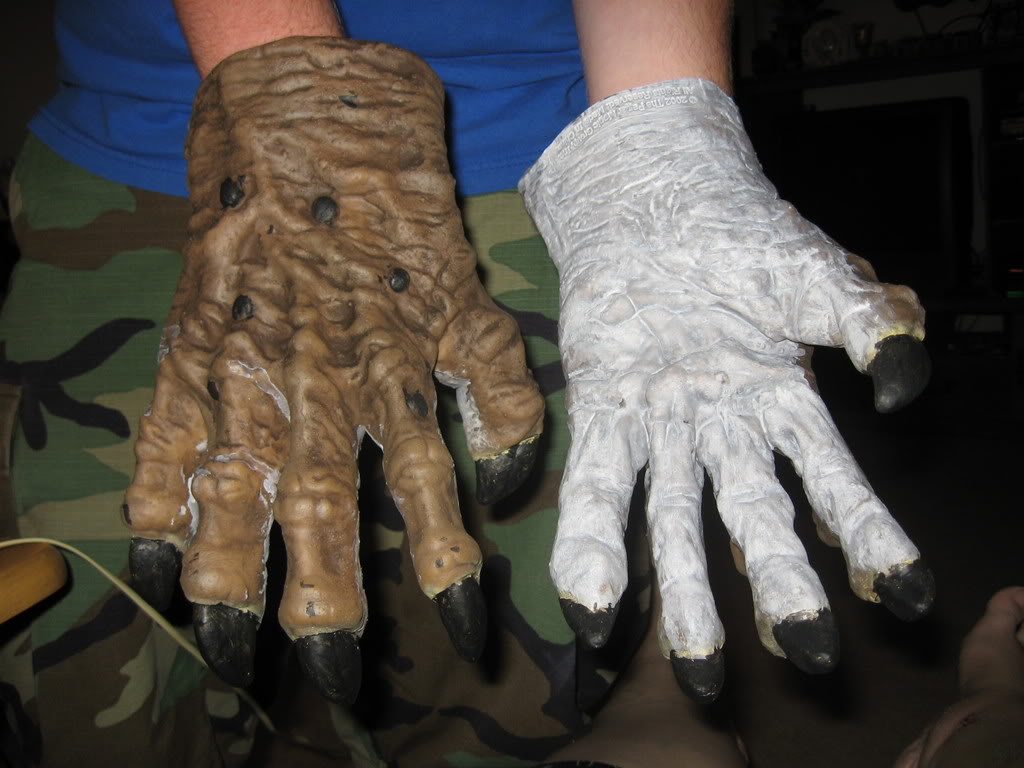 PREDATORHANDS001.jpg