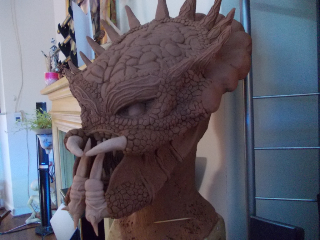 predatorsculpt029_zpscb302376.jpg