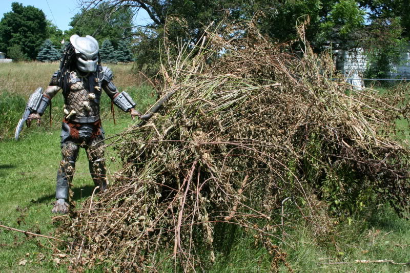 Predatorsuit018.jpg