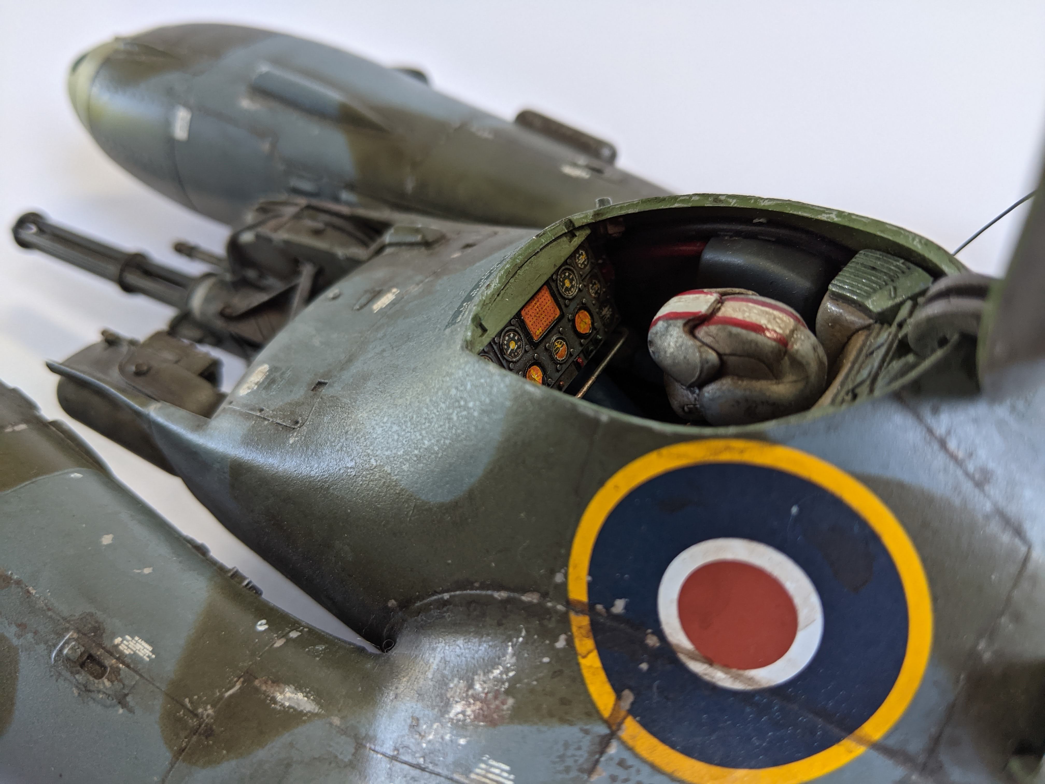Ma.k Maschinen Krieger Hasegawa 1/20 Falke Pkf.85 Antigravity Armoured Raider build RAF Scheme - Akwalek RPF