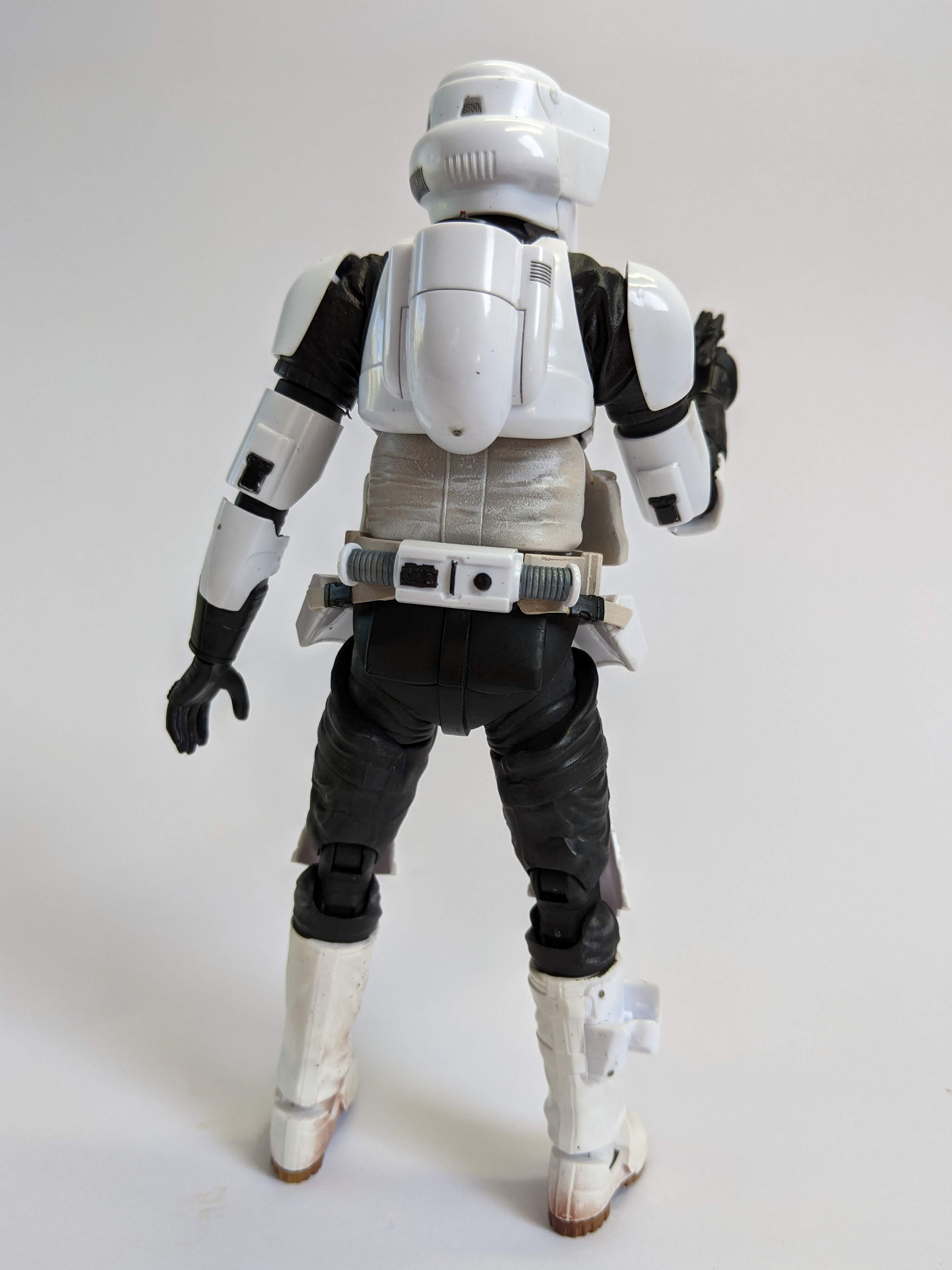 Bandai 1/12 Scout Trooper build - Back - Akwalek RPF
