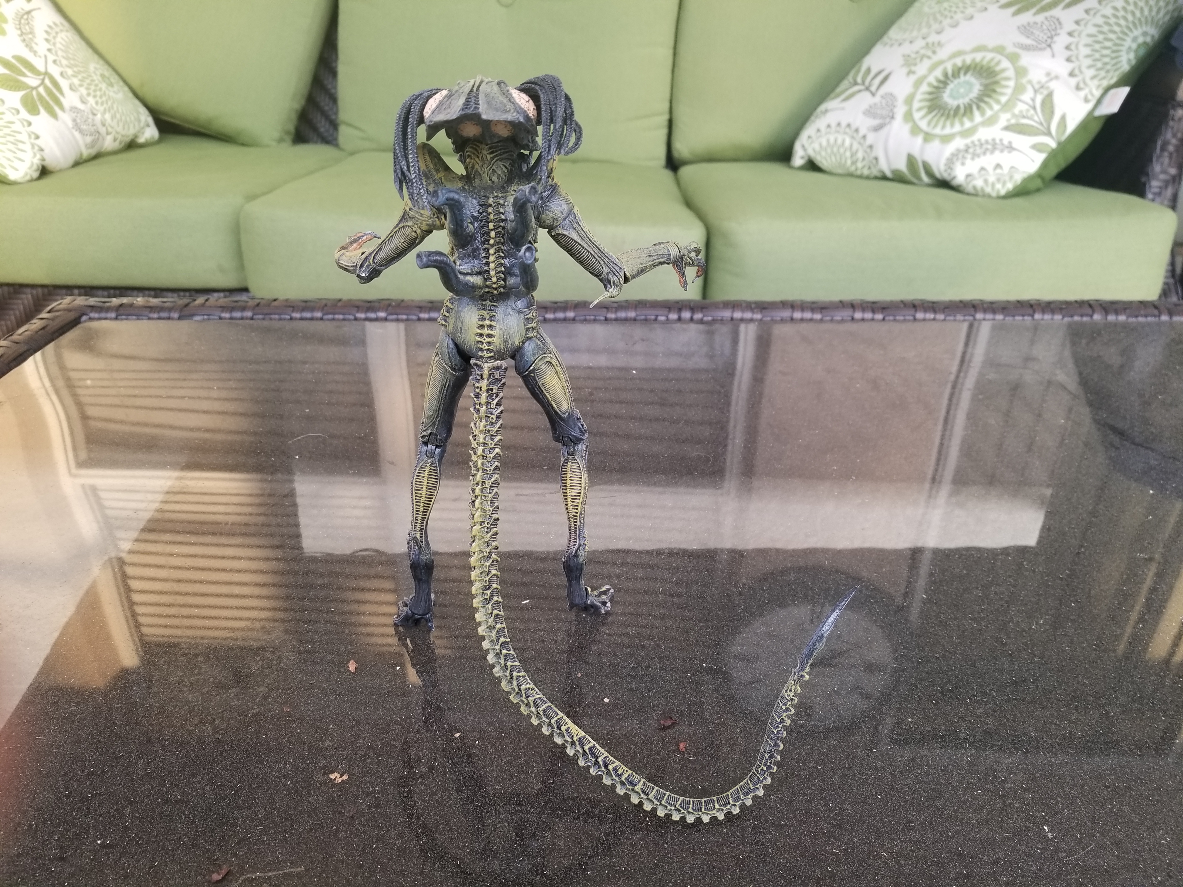 neca predalien 2019