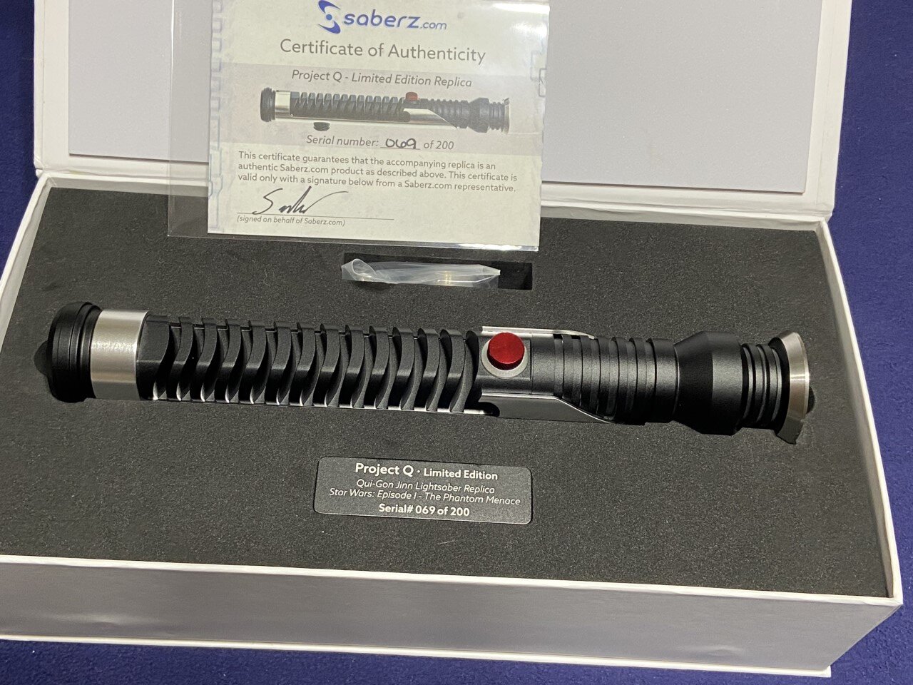 Qui Gon saber.jpg