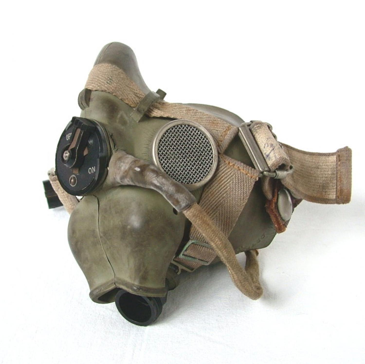 raf-type-h-oxygen-mask_14919_main_size3.jpg