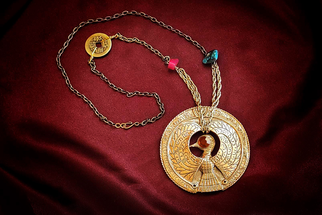 RavenHPNecklaceBronzesm.jpg
