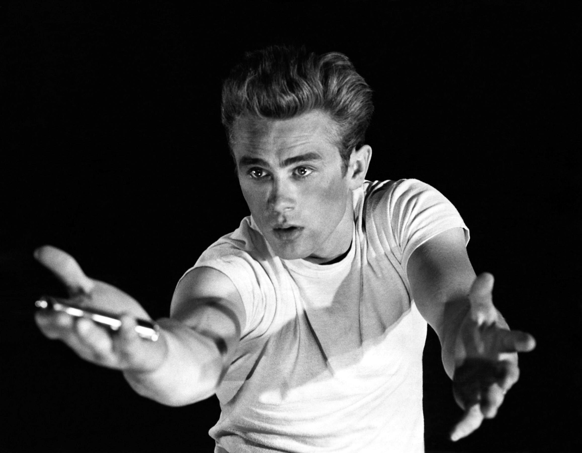 Rebel Without a Cause_Switchblade-Pic (12).jpg